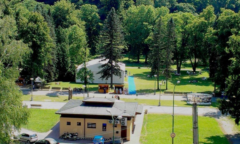 Hotel Flora Trenčianske Teplice Oda fotoğraf